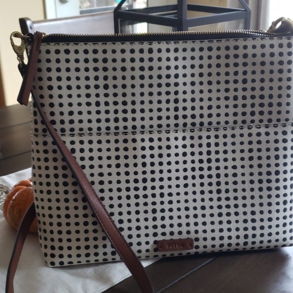 Handbags - Fossil Crossover purse